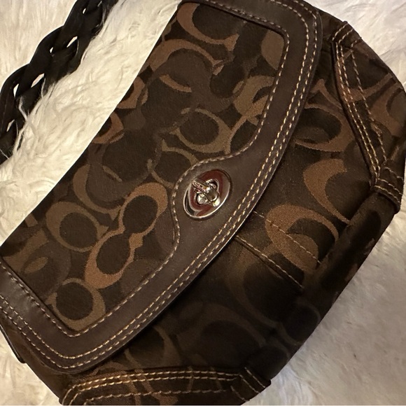 Coach Handbags - Vintage Coach purse excellent like new condition